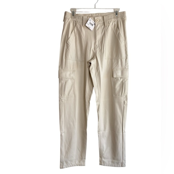 American Eagle Faux Leather Cream Elastic High Waisted Cargo Pants Size 8 Long - Picture 1 of 15